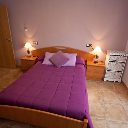 Apartamentos Maribel Calaceite Habitación foto